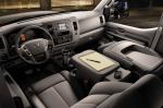 Nissan NV3500 HD Passenger Van 2012 года